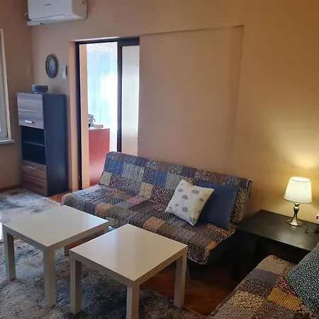 Slivnitsa 71 In Center فارنا